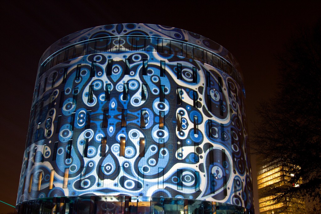 eindhoven kunst art china light licht festival lichtshow show festiviteit glow evenement event chinees chinese verlichting draak dragon lichtfestival